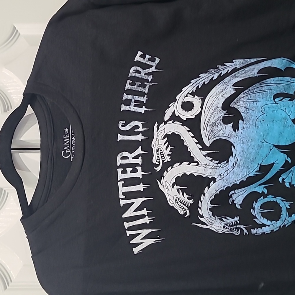 Game of thrones winter is here tshirt